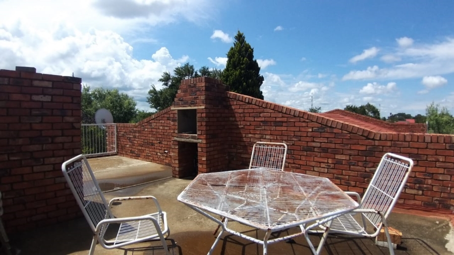 3 Bedroom Property for Sale in Hennenman Free State